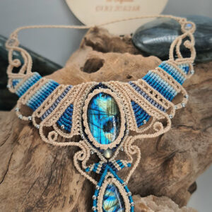 Collier "M3V4"