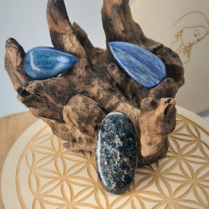 Cyanite